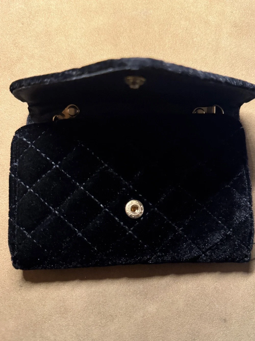 Quilted Velvet Envelope Clutch Phone Case in Black
